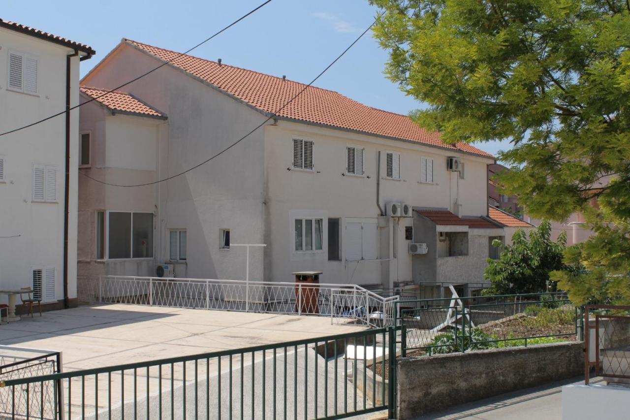 Apartments with a parking space Makarska - 6693 Zewnętrze zdjęcie