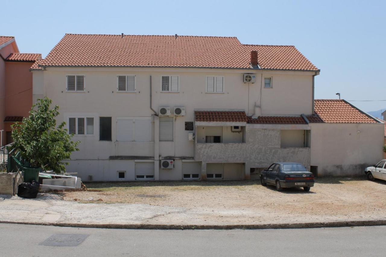 Apartments with a parking space Makarska - 6693 Zewnętrze zdjęcie