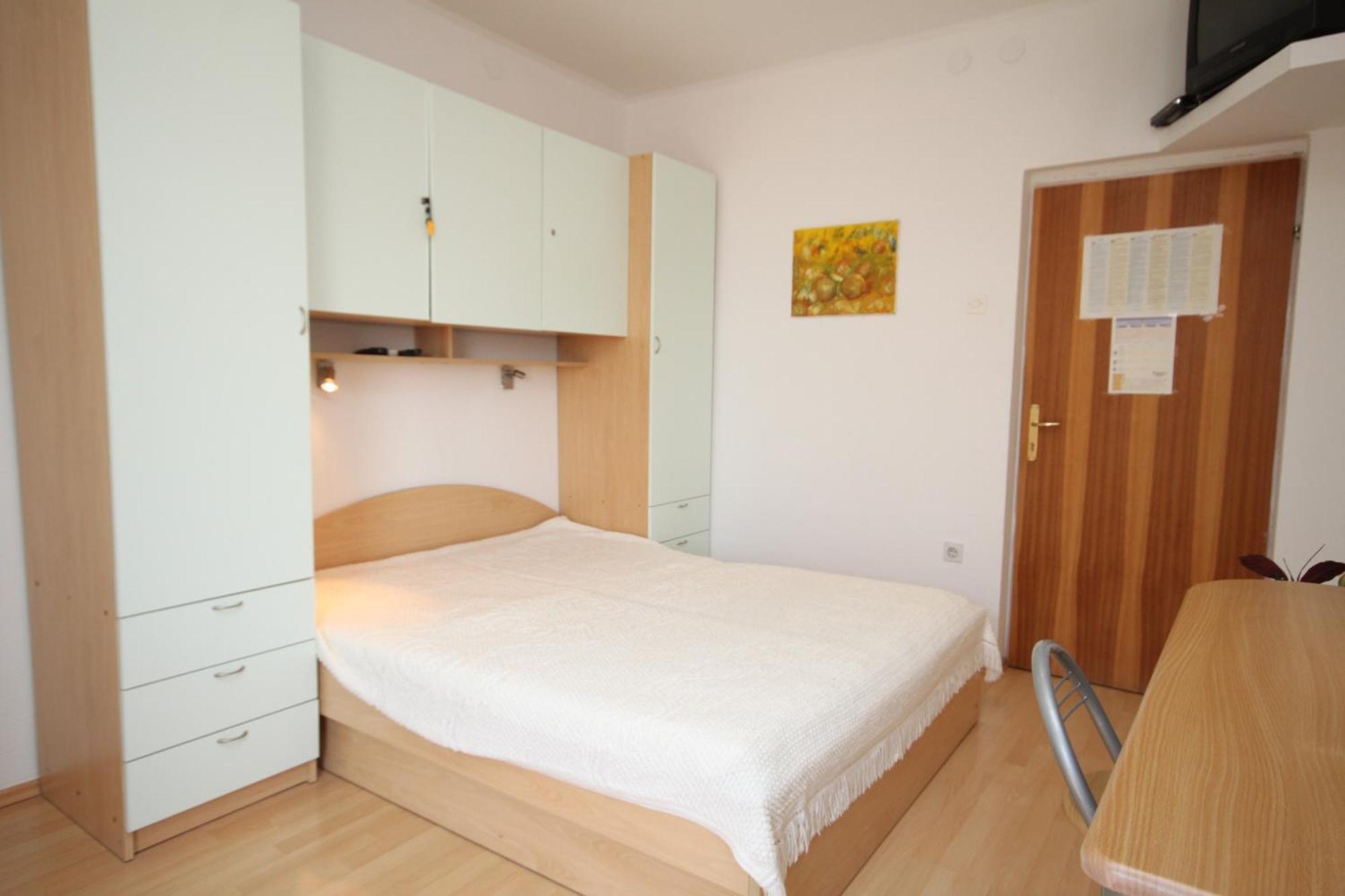 Apartments with a parking space Makarska - 6693 Pokój zdjęcie